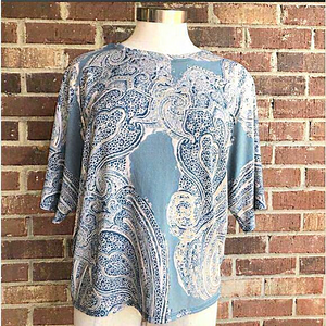 Cato | Women’s XS | Aqua Blue Cream Gold Shimmer Paisley Cold Shoulder Flowy Top